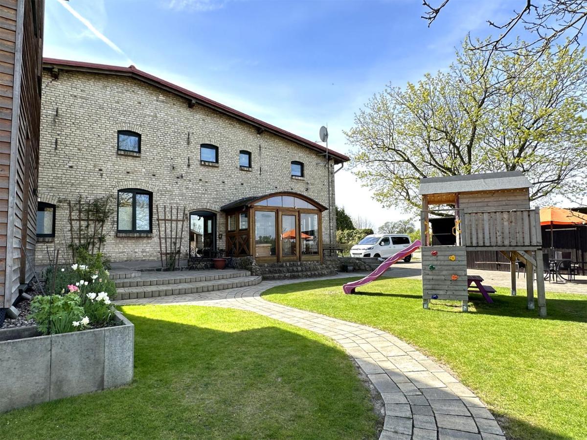 Behindertengerechte Ferienwohnung Nossentiner Huette Exterior photo